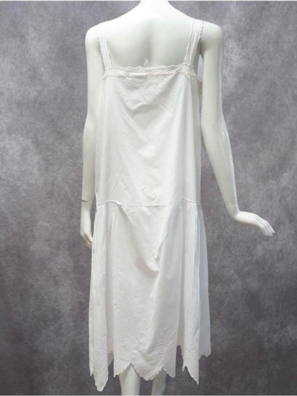 Antique 1920's punch work embroidered slip dress, white cotton, L/XL/48” waist - Picture 2 of 8